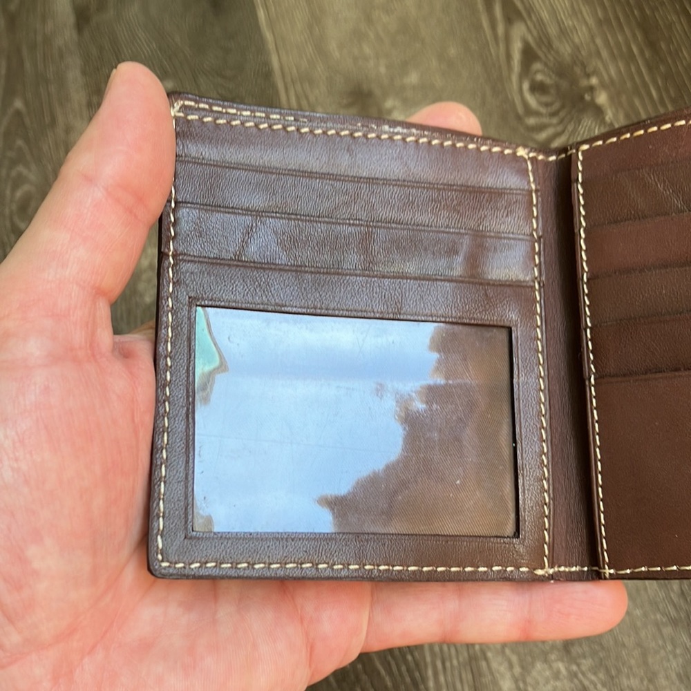 Wallet - Picture 5 of 16
